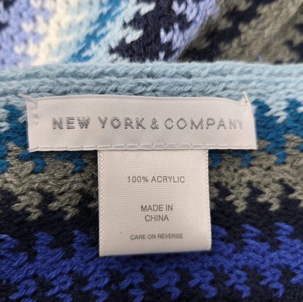 NEW YORK & COMPANY KNITWEAR LONG SCARF FRINGE ENDS BLUE TEAL CROCHET WOMEN OS